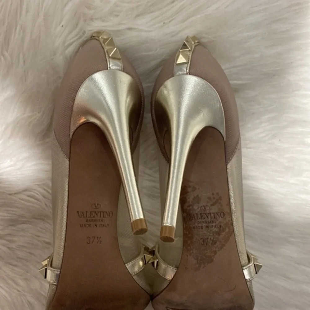 Valentino Garavani Rockstud Alcove pump‎ size 37.5EU - Picture 8 of 14